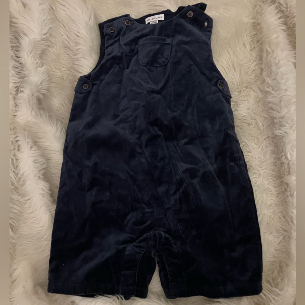 Janie & Jack Velvet Romper for 18-24 months. Lots of life left. Very soft.